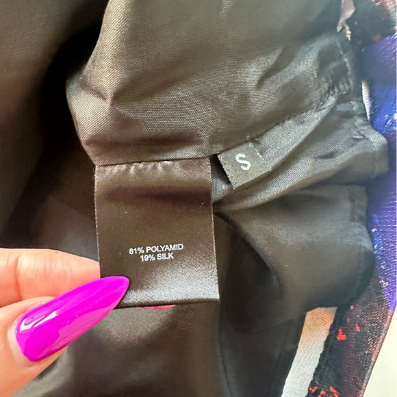 Colorful Abstract Skirt - Picture 5 of 6